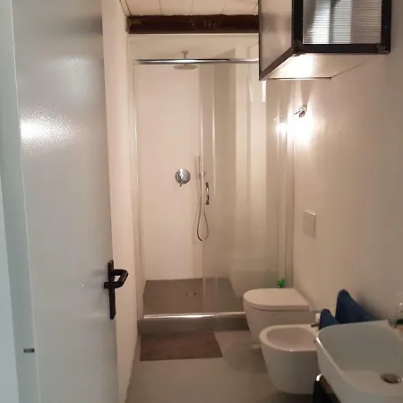 Central Studio Loft, 80 Sq Mt, 6 Mt Ceiling Apartament Mediolan